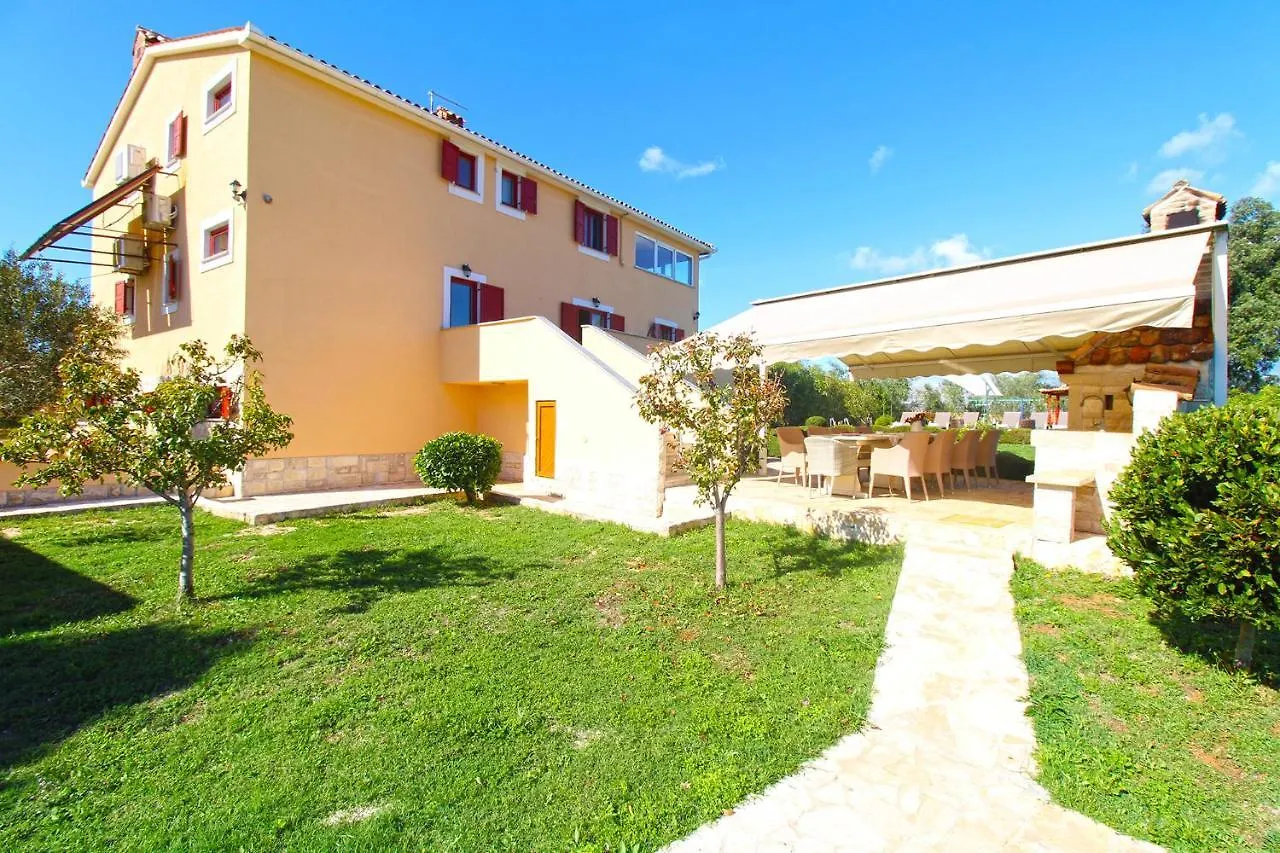 House Sisan 2209 Villa Croatia