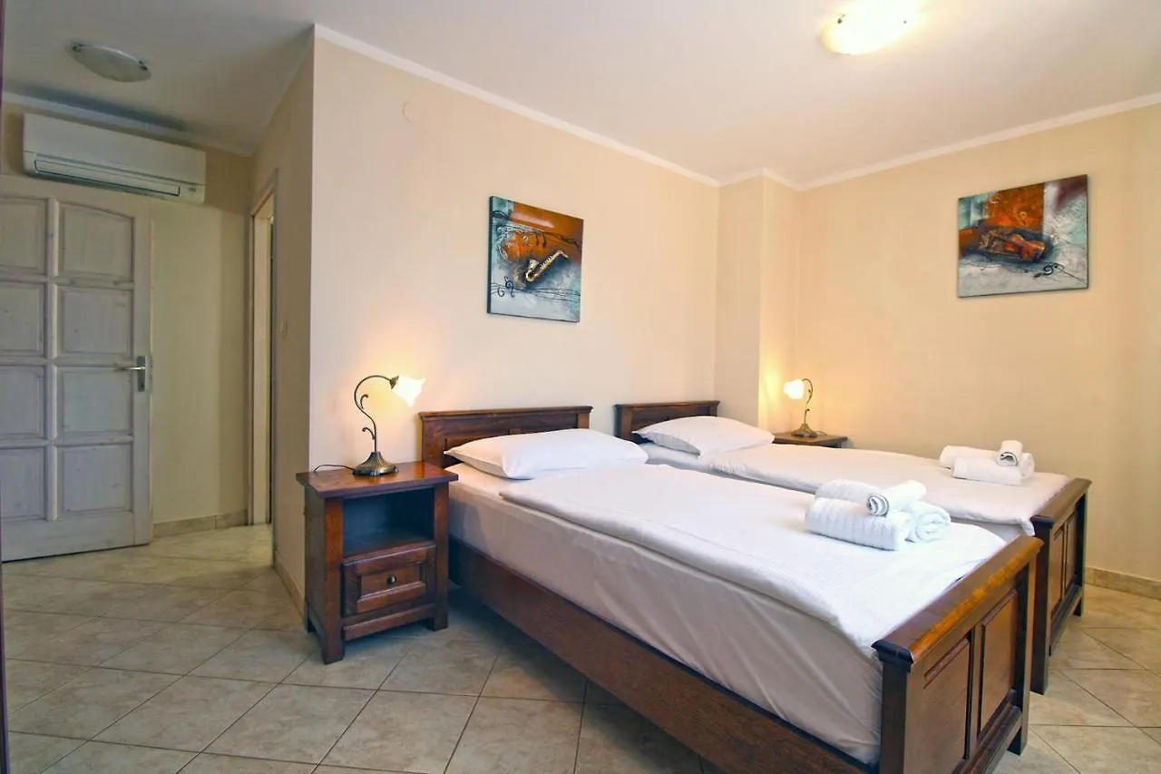 House Sisan 2209 Villa Holiday home