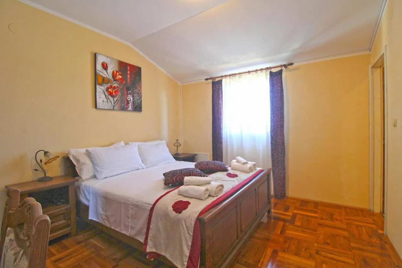 House Sisan 2209 Villa Croatia